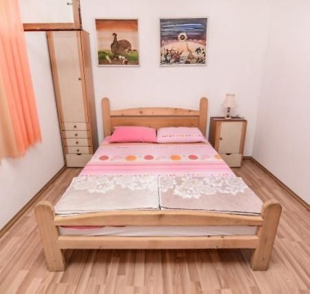 Backyard Apartment Ochryda Zewnętrze zdjęcie